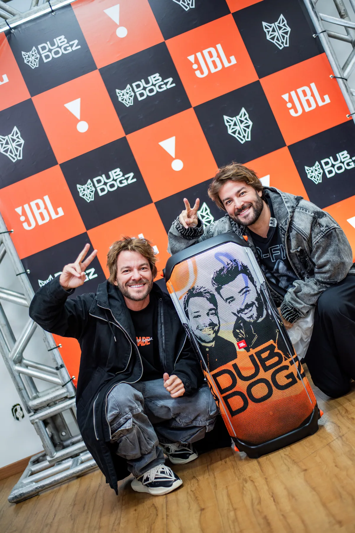 Um encontro exclusivo entre artistas e convidados — registro principal